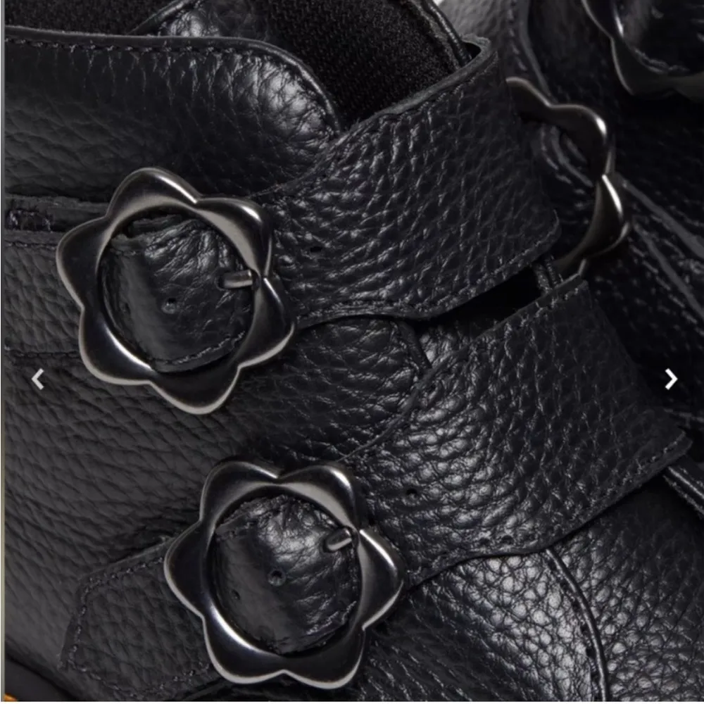 NWT RARE Dr. Martens Devon Flower Black Buckle Leather Platform Boots Size 8 - Image 6