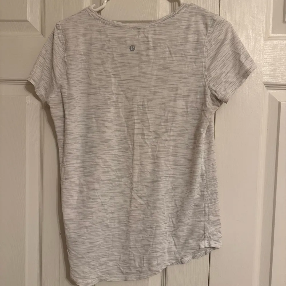 Lululemon Love crew short sleeve - Image 2