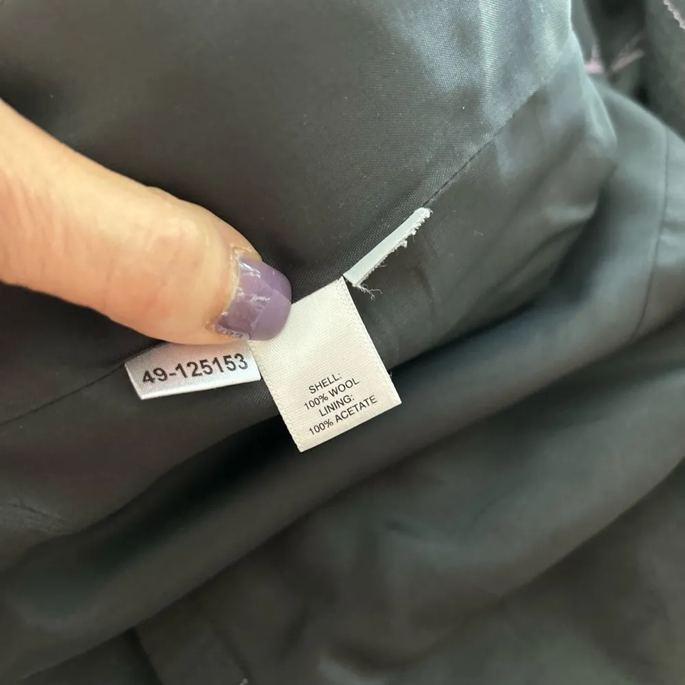 LOFT Charcoal Pinstripe Blazer Size 4 - Image 8