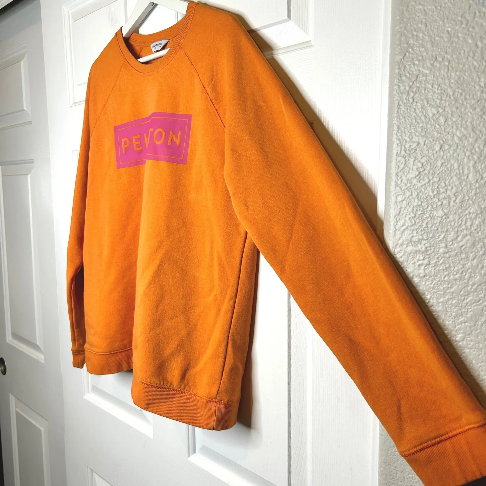 Peloton Orange Crewneck Sweatshirt Pink Logo Athleisure Size M - Image 3