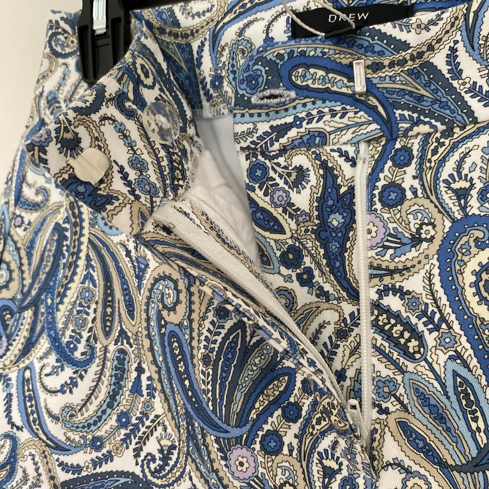NWT Drew Angelica Dayna Bluebird Floral Paisley Cropped Pants Blue Tan White 2 - Image 8