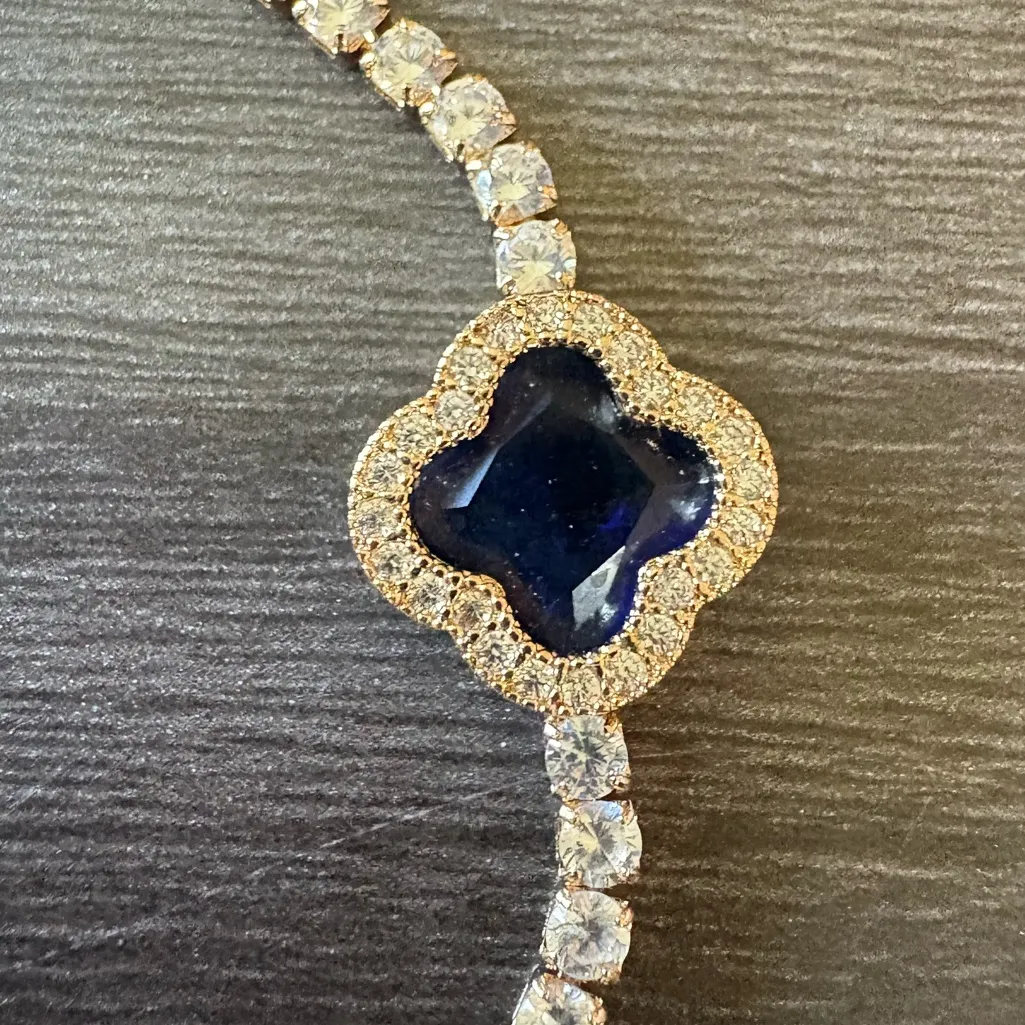 Sparkling Blue Clover Zircon Bracelet - Image 6