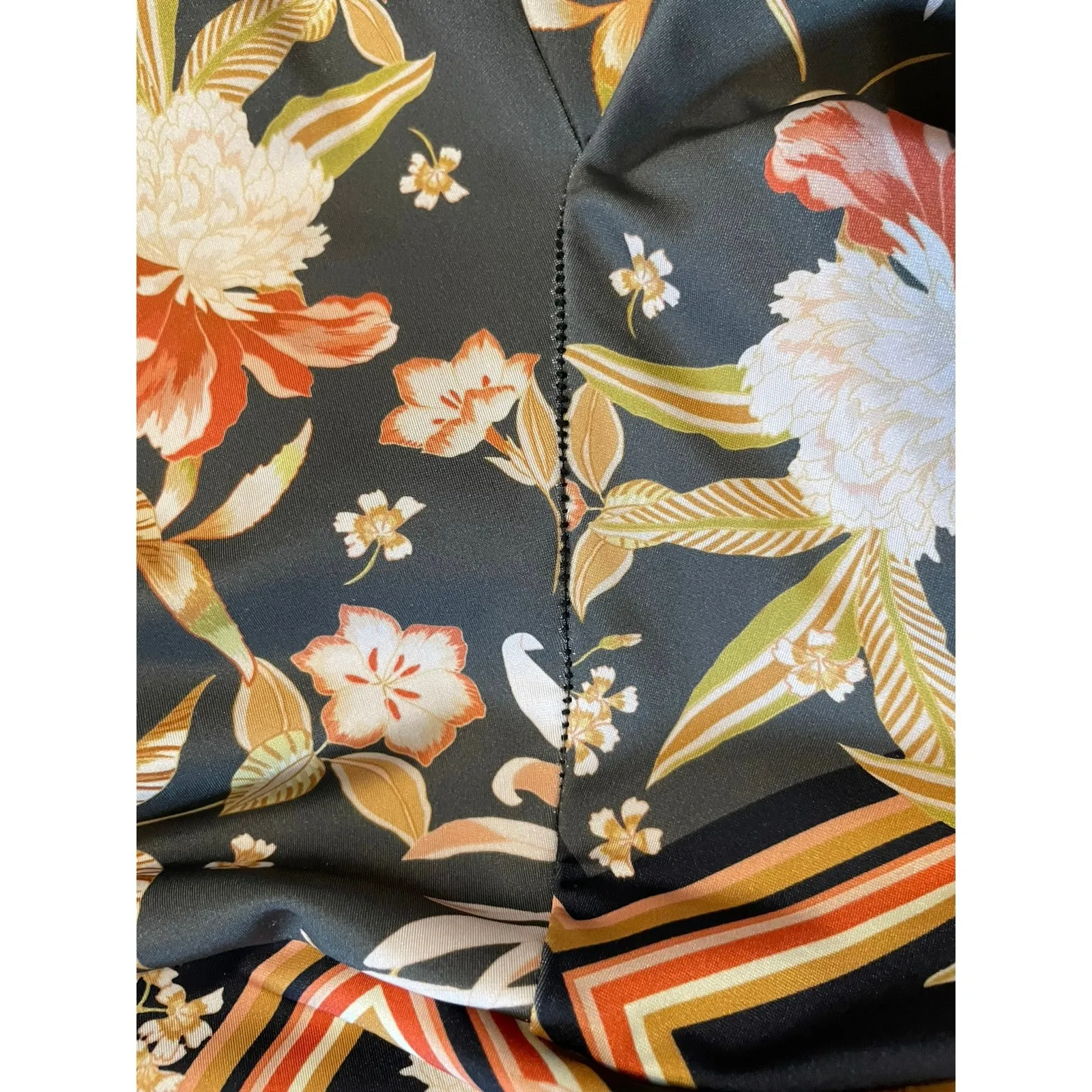 Free People Movement + ONZIE Floral and Geometric print Biker shorts S/M Size M - Image 10