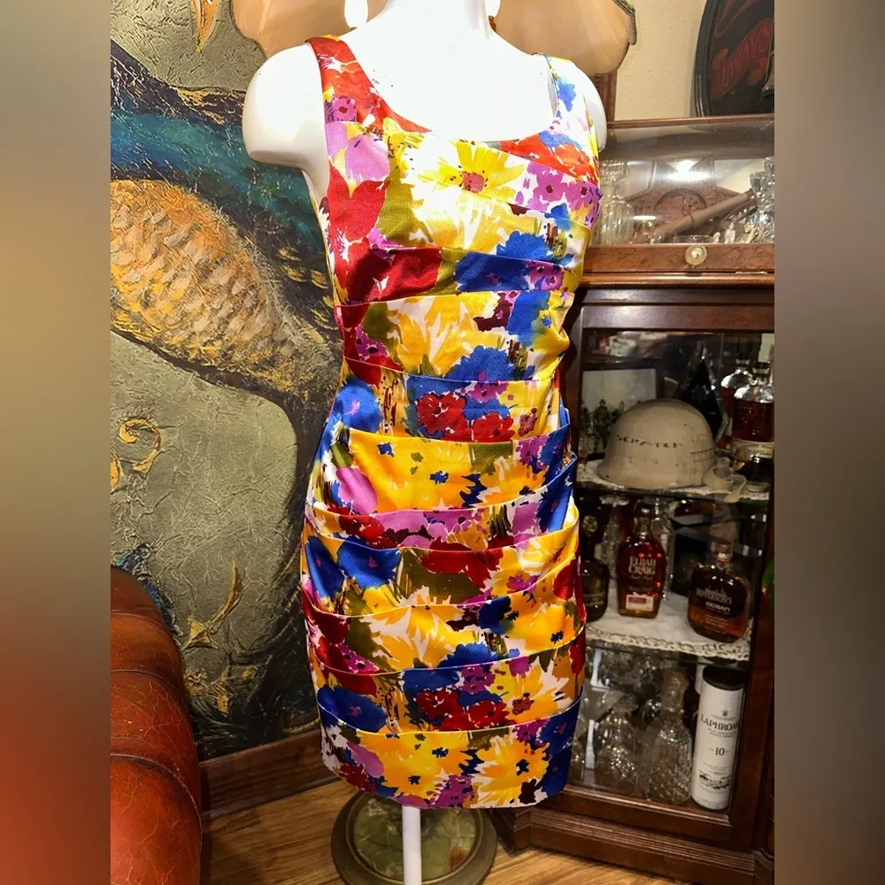 NWOT Bisou Bisou Sheath Dress Colorful Floral Print Sleeveless Padded Bra Dress - Image 2