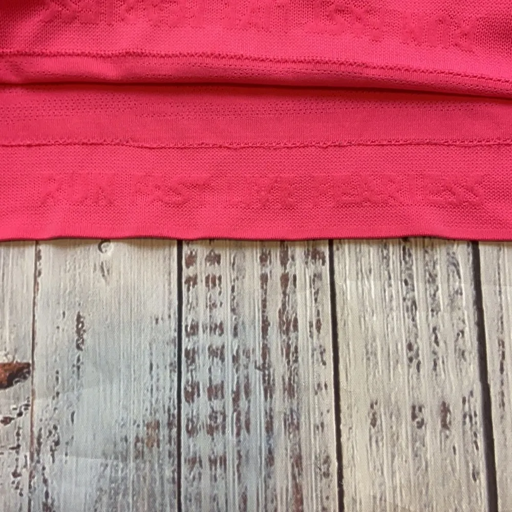 Nike Dri-Fit Seamless Short Sleeve Running Shirt. Size Small. EUC - Image 10