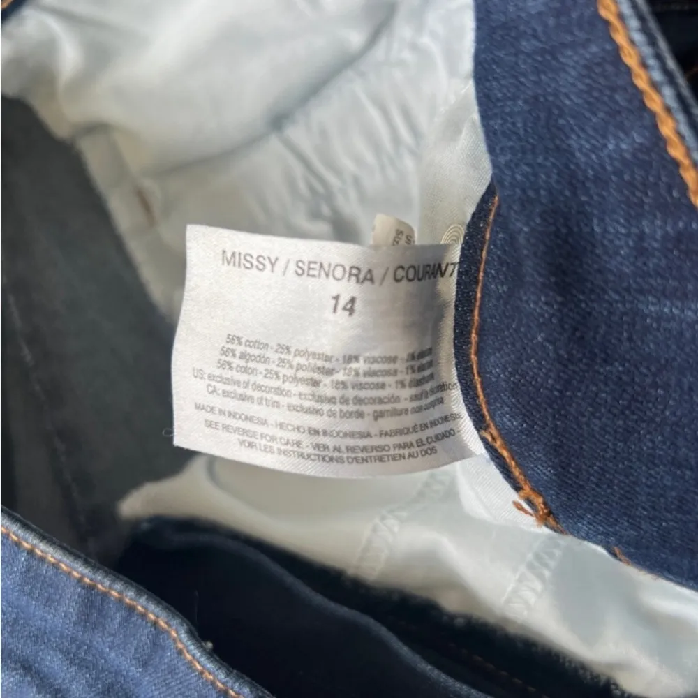 Ann Klein denim Jean shorts - Image 6