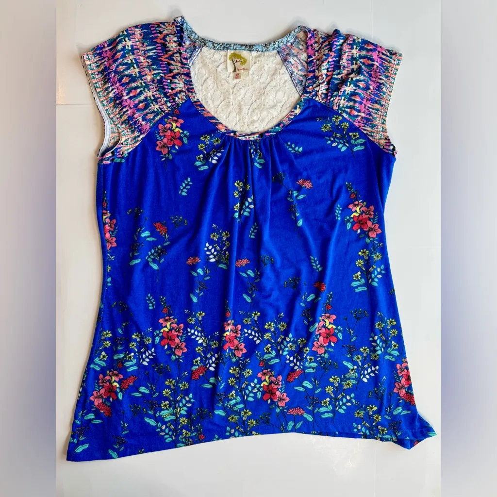 Fig and Flower Women’s Blue Floral Print Lace Back Short Sleeve Top Size M Size M - Image 7