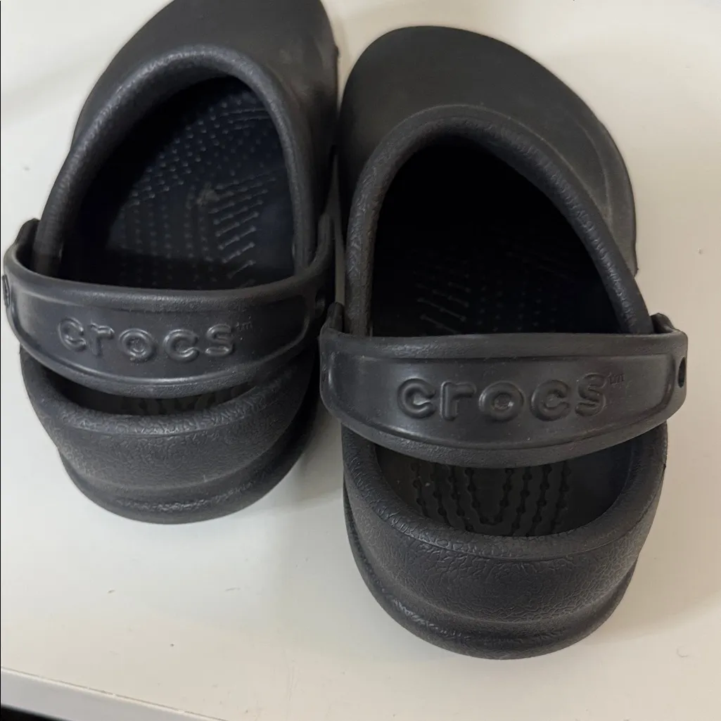 CROCS Black Slip-On Slippers - Image 3