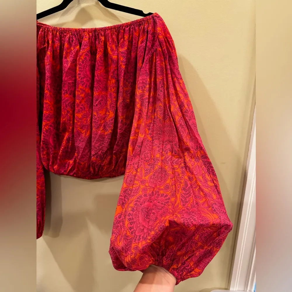 🌸Olivaceous crop top with bell sleeves - Image 4