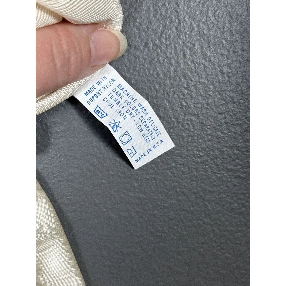 Vintage Vanity Fair Half Slip Cream Size Small L Antron III Dupont Nylon USA - Image 4