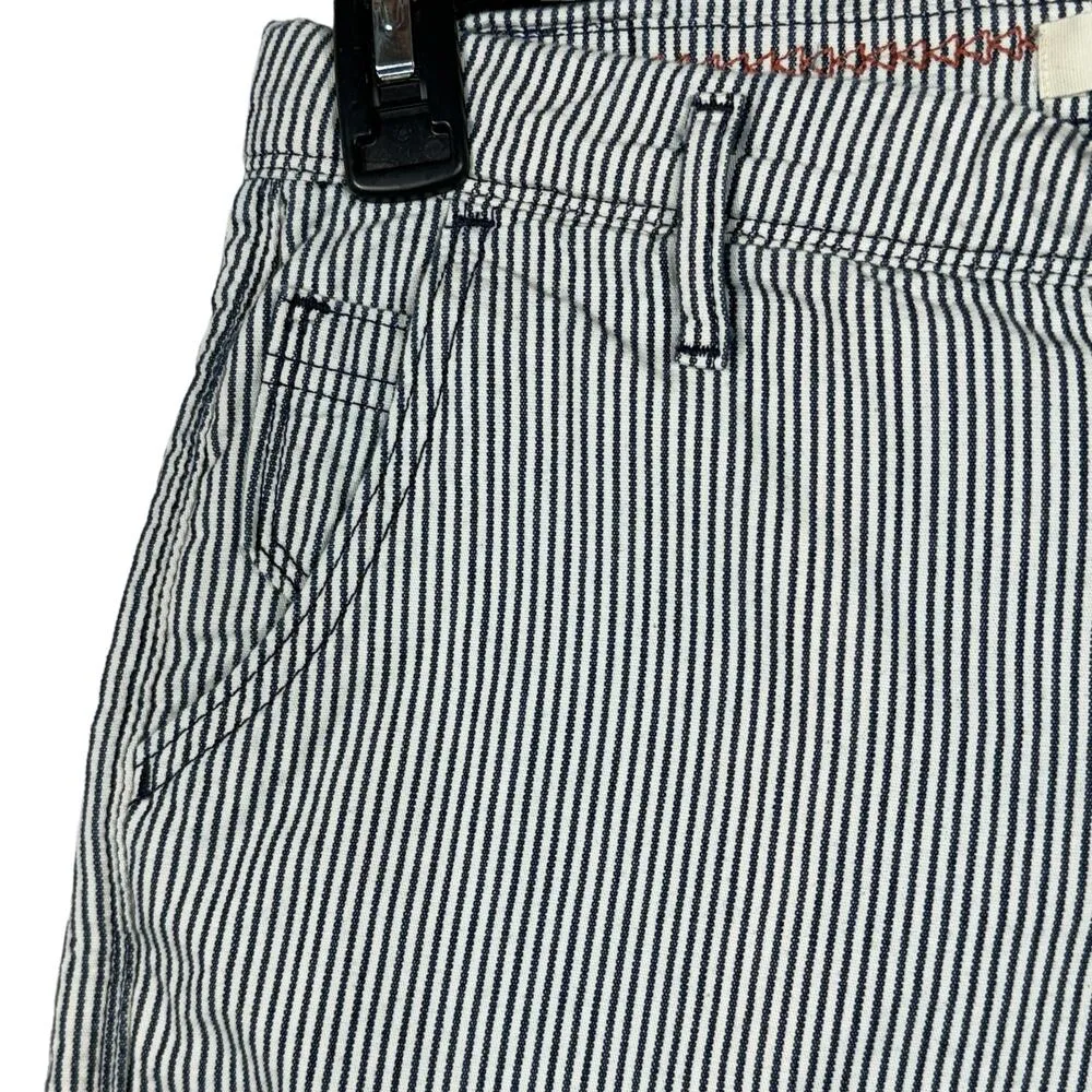 Levi’s SZ W27 Cuffed Shorts Striped Zip-Fly Mid-Rise Pockets White Blue - Image 2