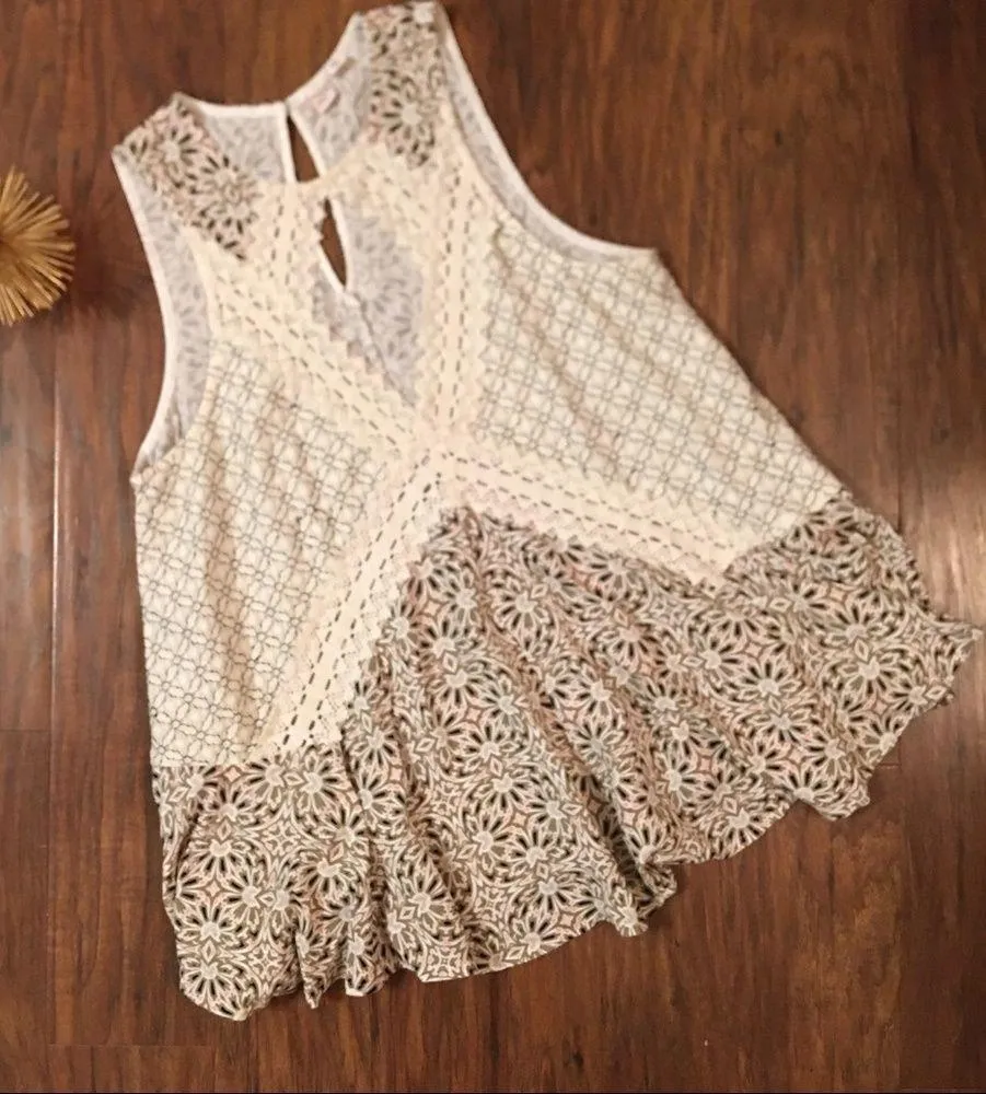 Melrose & Market Top Lace Cut-Out Swing Style Sleeveless Tank Top Sz S - Image 3