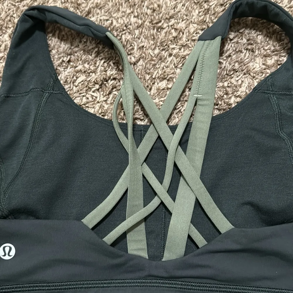 Lululemon FREE TO BE ELEVATED sport BRA, size 12 Rainforest Green/Green Twill - Image 4