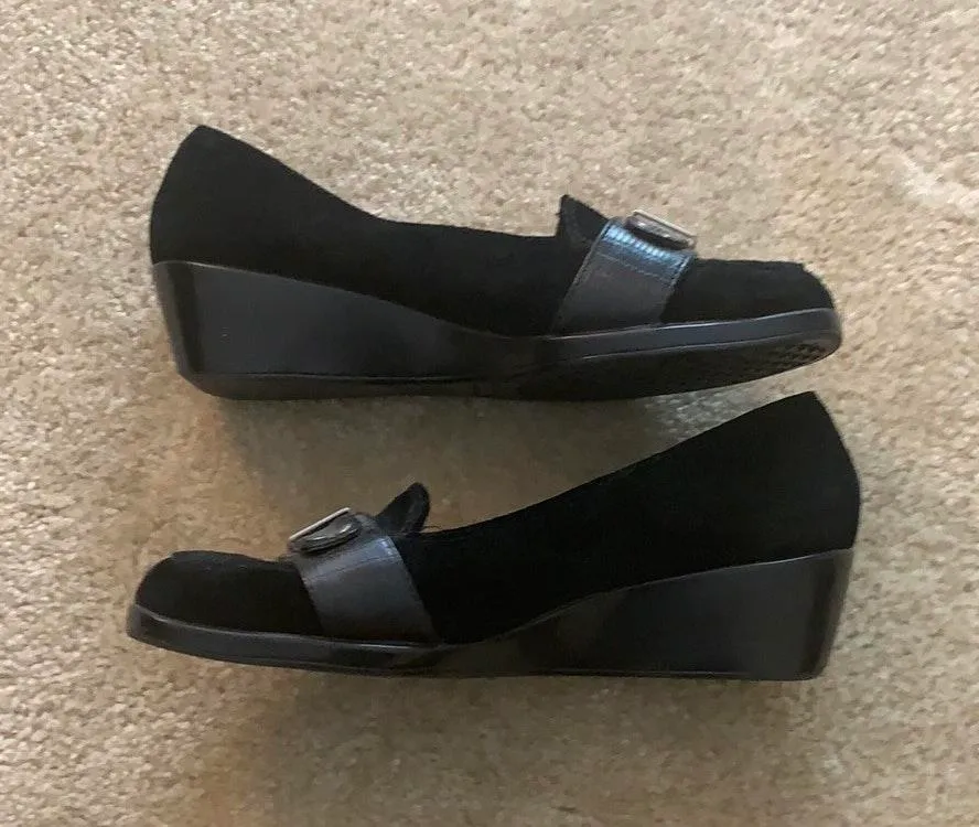 Aerosoles Buckle Wedge Loafers - Image 3