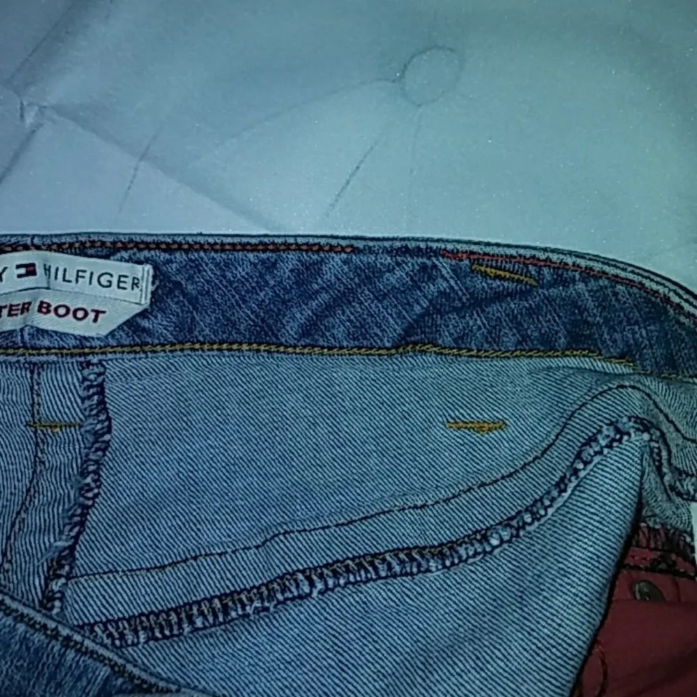 Tommy Hilfiger Hipster Boot Denim Jeans Size 6 - Image 7