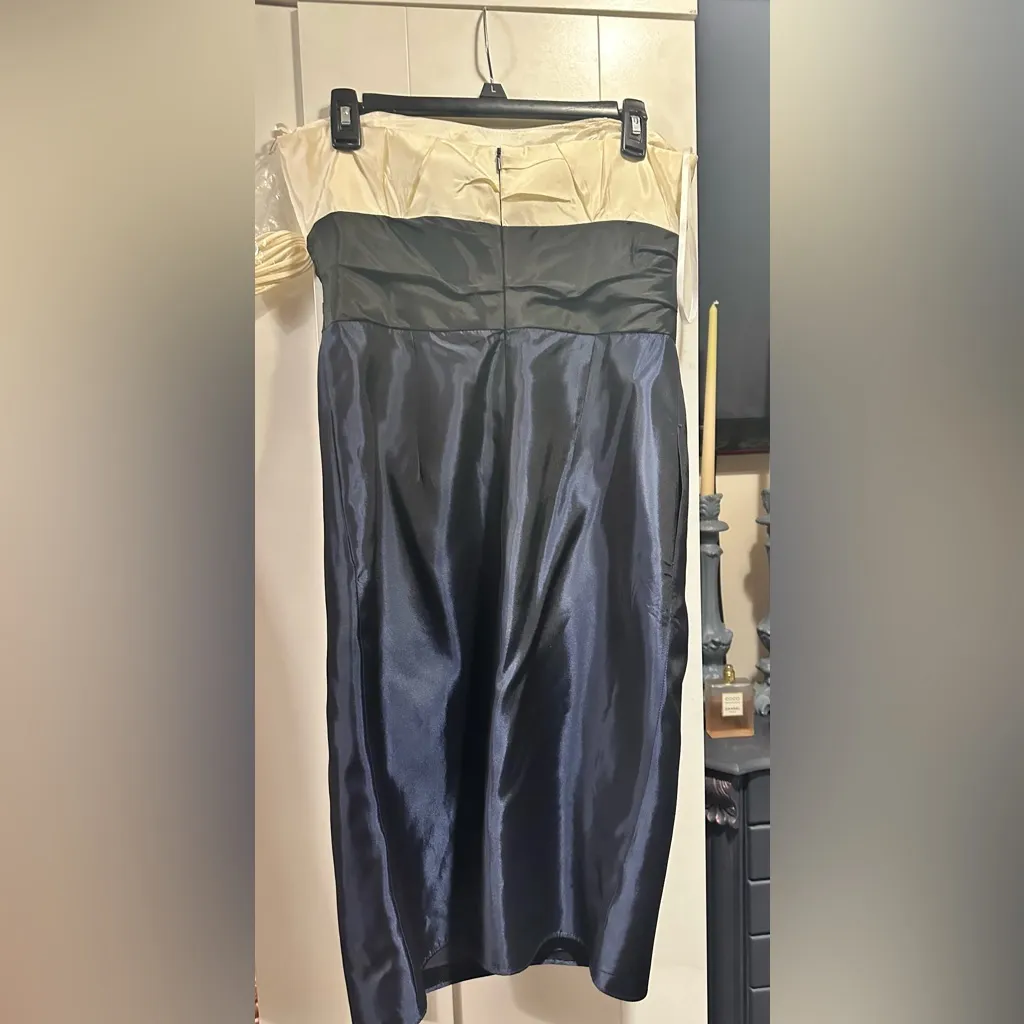 ALVINA VALENTA MAIDS NEW YORK No Longer In Production. Blue Size 10 - Image 7