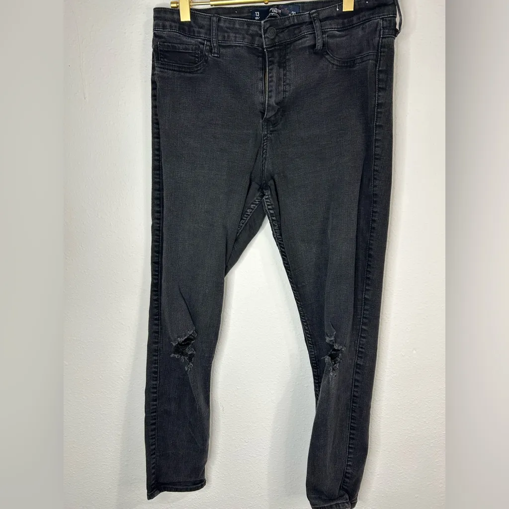 Hollister High-Rise Crop Skinny Jeans Distressed Black Women’s Size 13/31 - Image 2