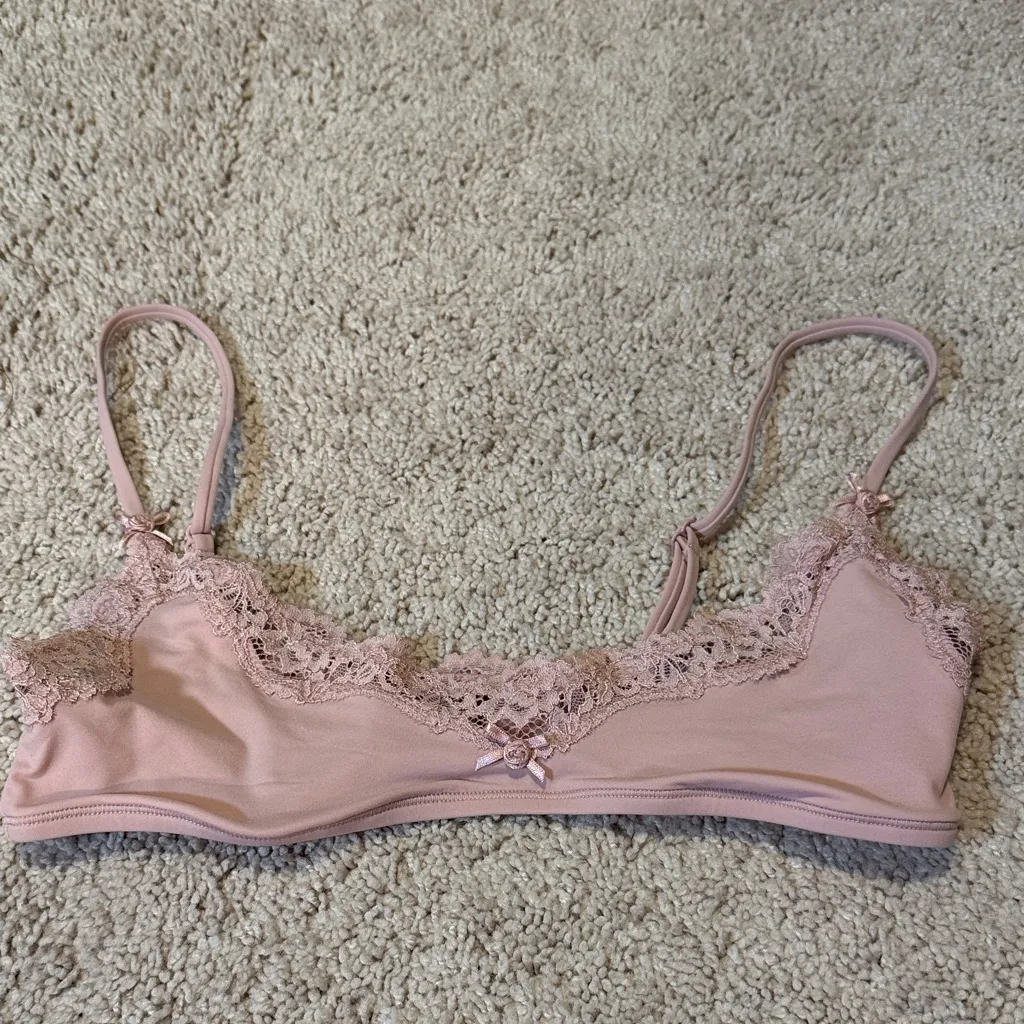 NWOT skims fits everybody scoop lace bralette rosette small - Image 3