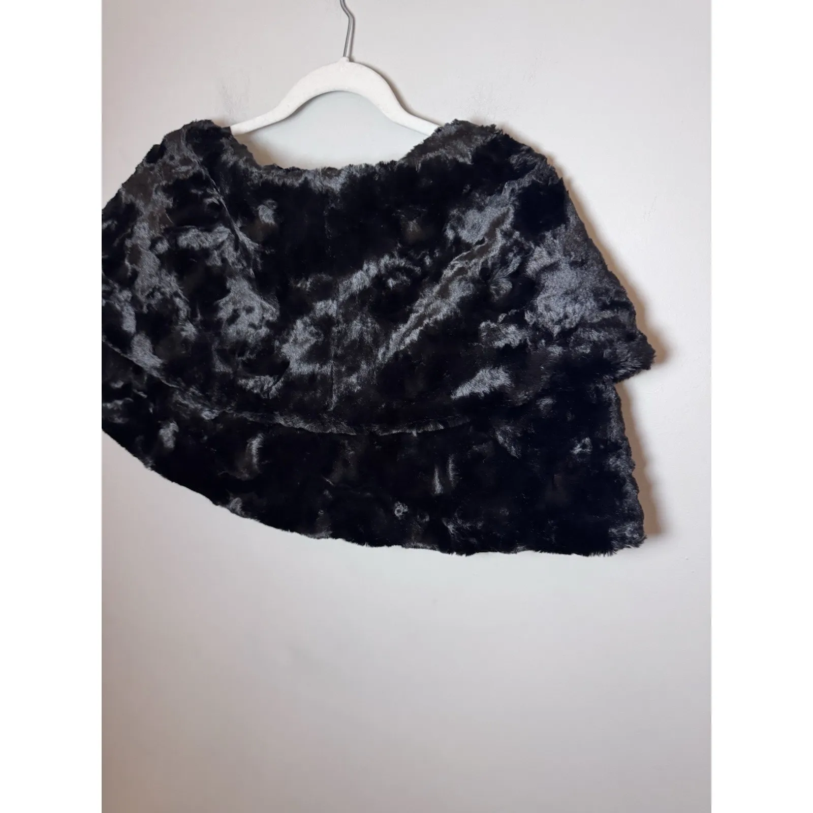 Eliza J Shawl Collar Faux Fur Capelet Black Size M NWT $108 MSRP - Image 12