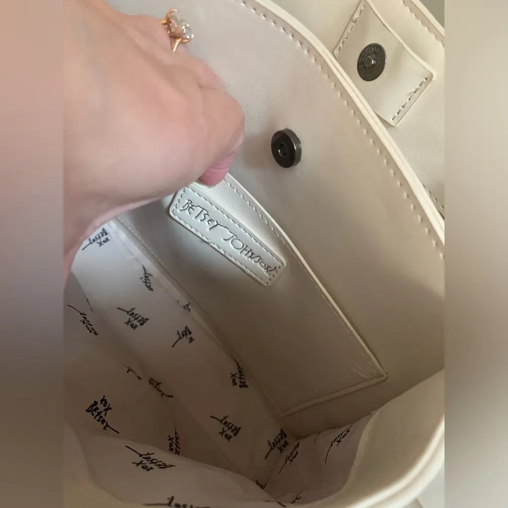 *smaller* Betsey Johnson skull embossed crossbody or satchel purse halloween - Image 8