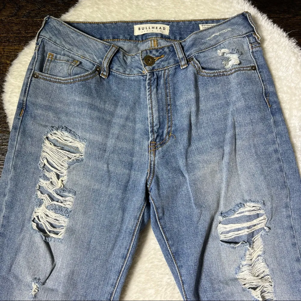 Bullhead Denim Co Distressed Light Wash Boyfriend Skinny Jeans - Image 6