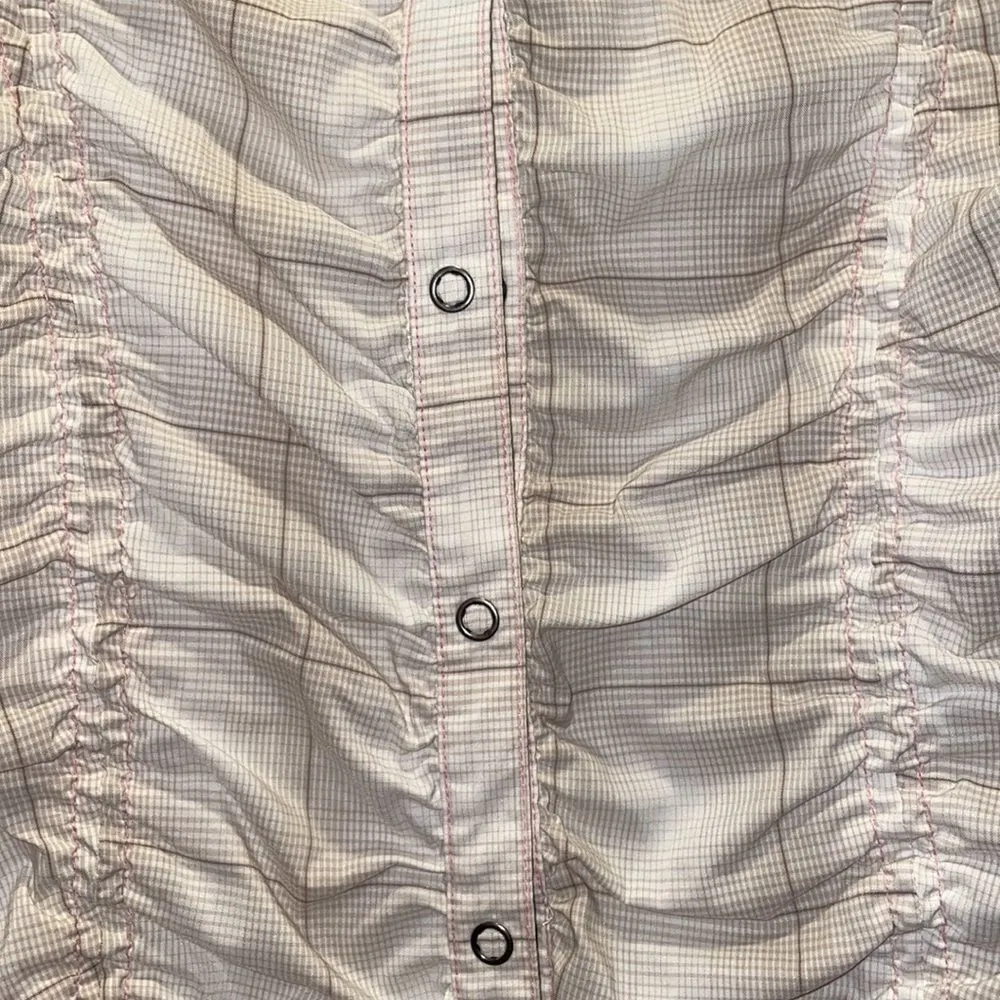 ✨Athleta Tulum Plaid Ruched Snap Front top - Image 3