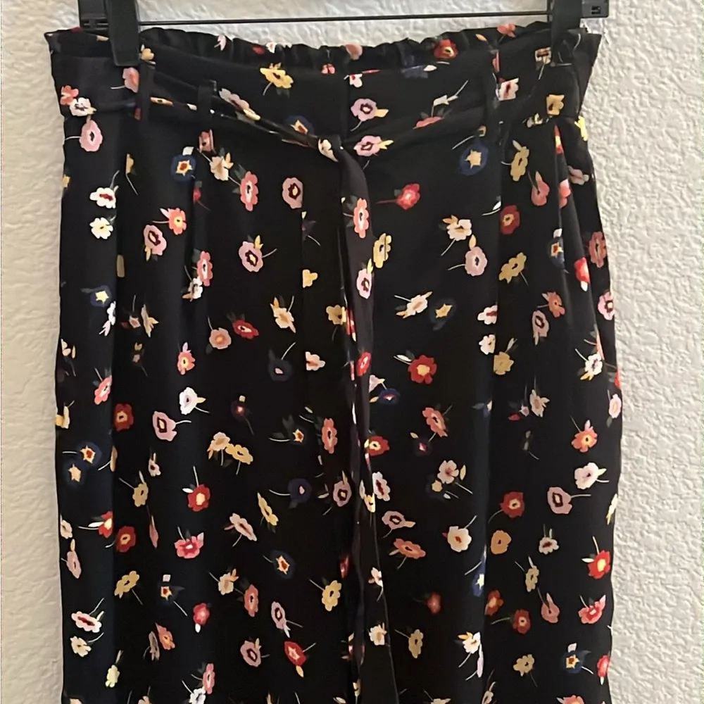 Floral Flowing Cropped Trousers Culottes Pants Size Medium - Image 4