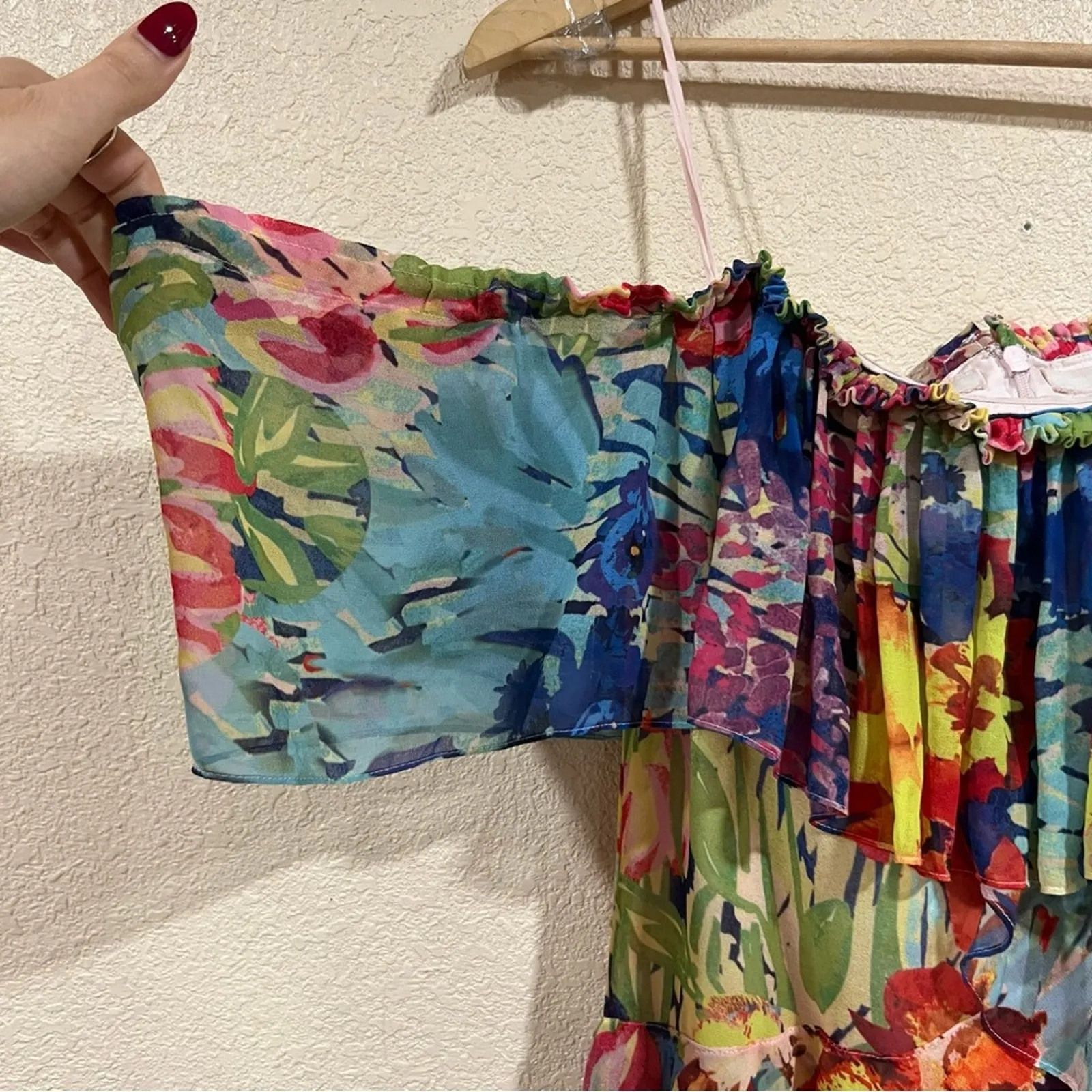 Badgley Mischka Multi Floral High Low Flowy Tiered Maxi Dress - Image 3