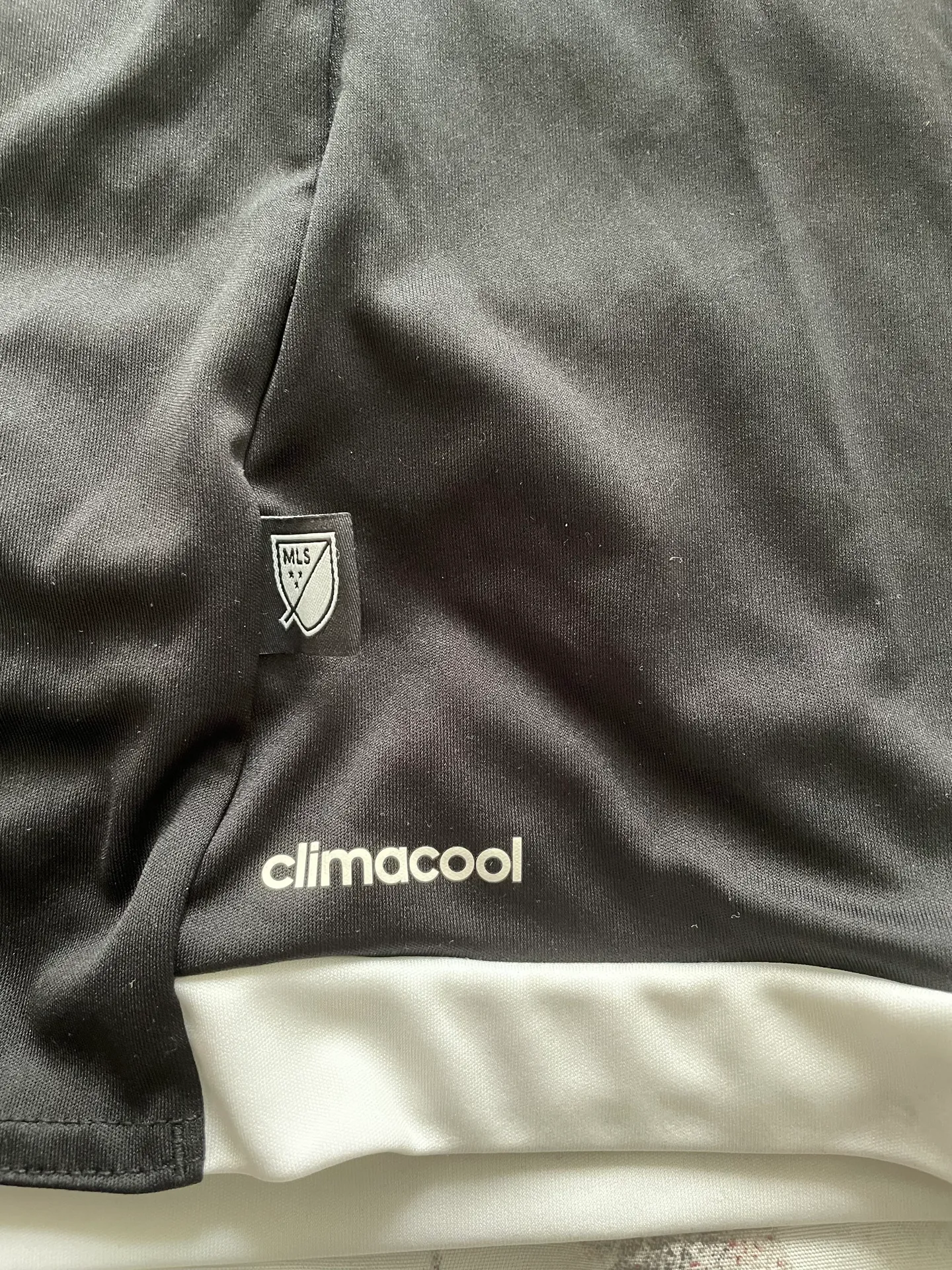 Adidas Climacool V-neck Short Sleeve Black Soccer Jersey Top, size M - Image 11