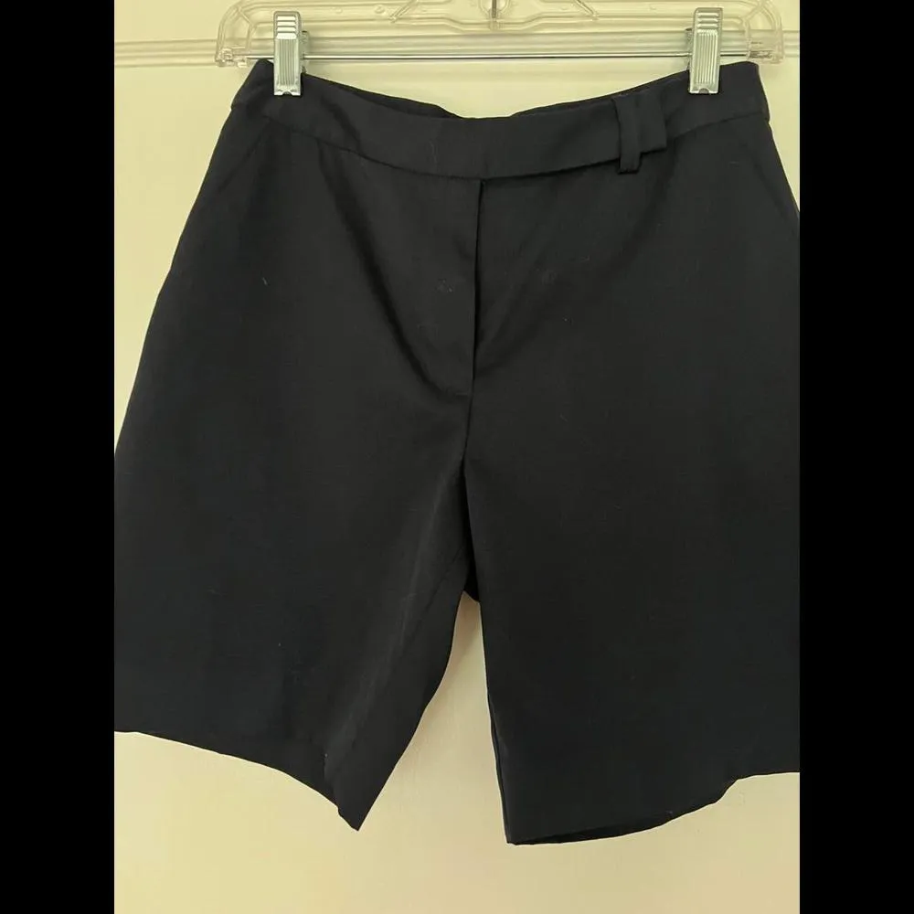 Talbots Navy Shorts size 4 Petite - Image 2