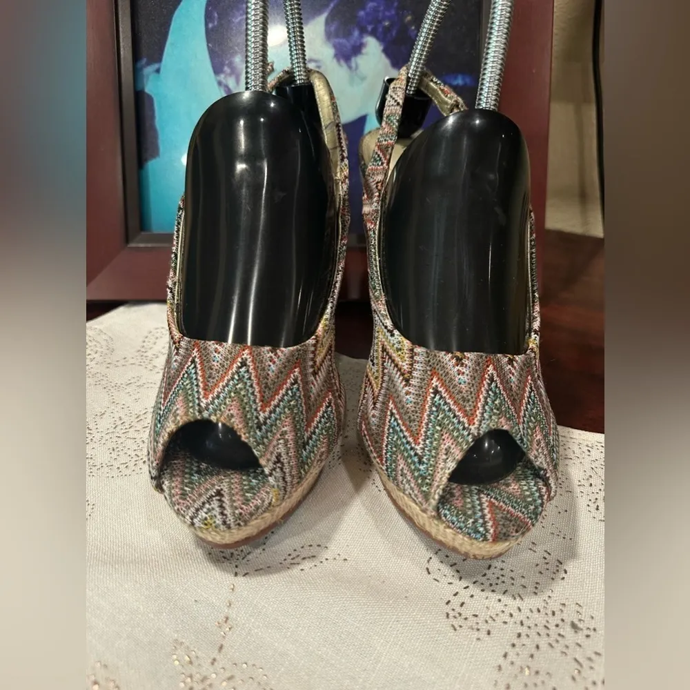 Audrey Brooke Multi Colored Chevron Wedge Heels Size 8 - Image 2
