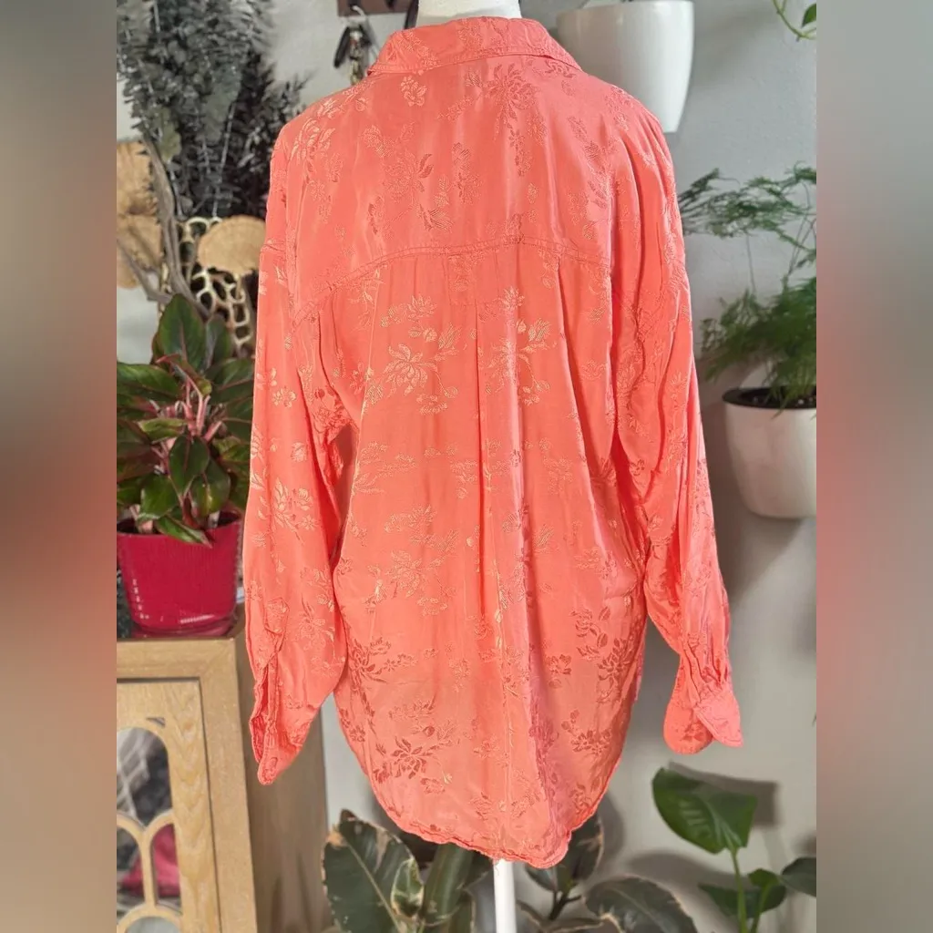 Okief & Okief Coral Floral Silk Blend Button - Image 4