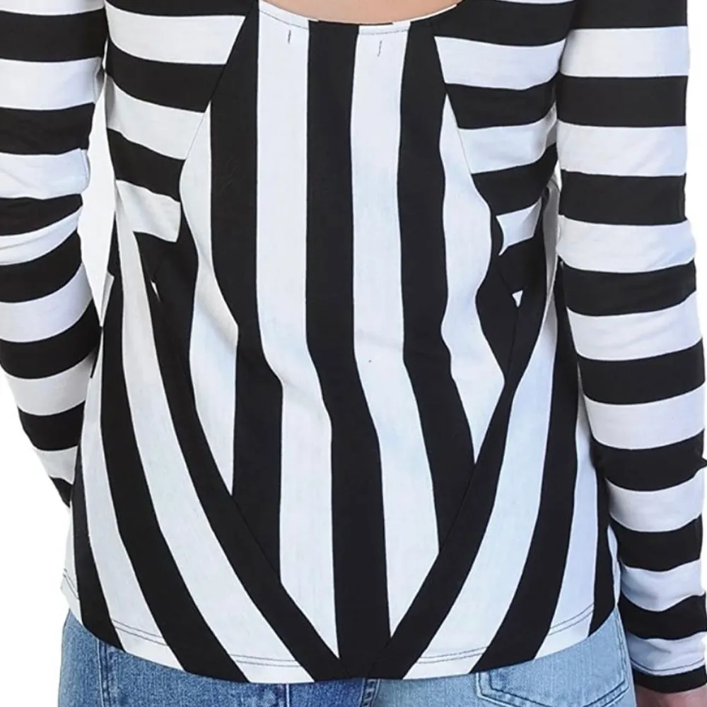 VOLCOM T-shirt Junior's Dusty Pharaoh Long Sleeve pocket on front w/neon symbol - Image 6