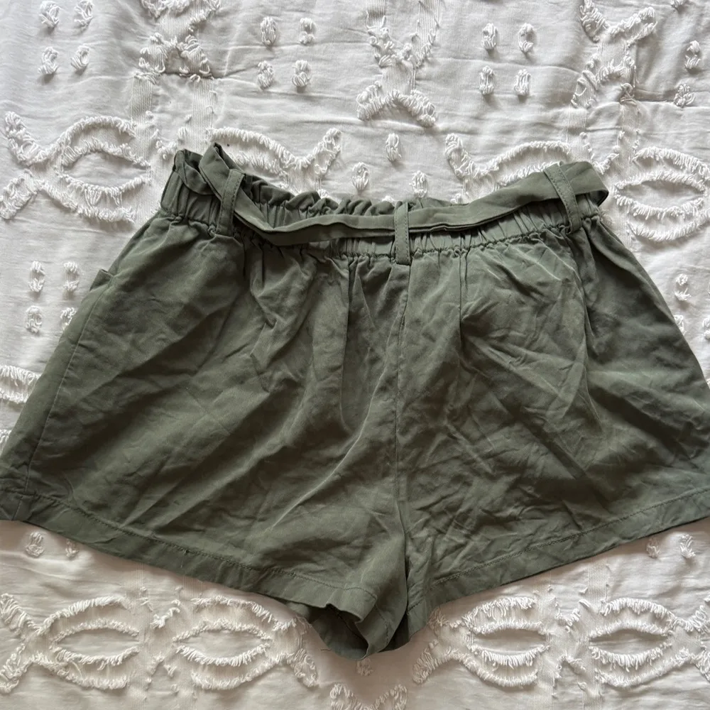 S GREEN CARGO BELT SHORTS - Image 2