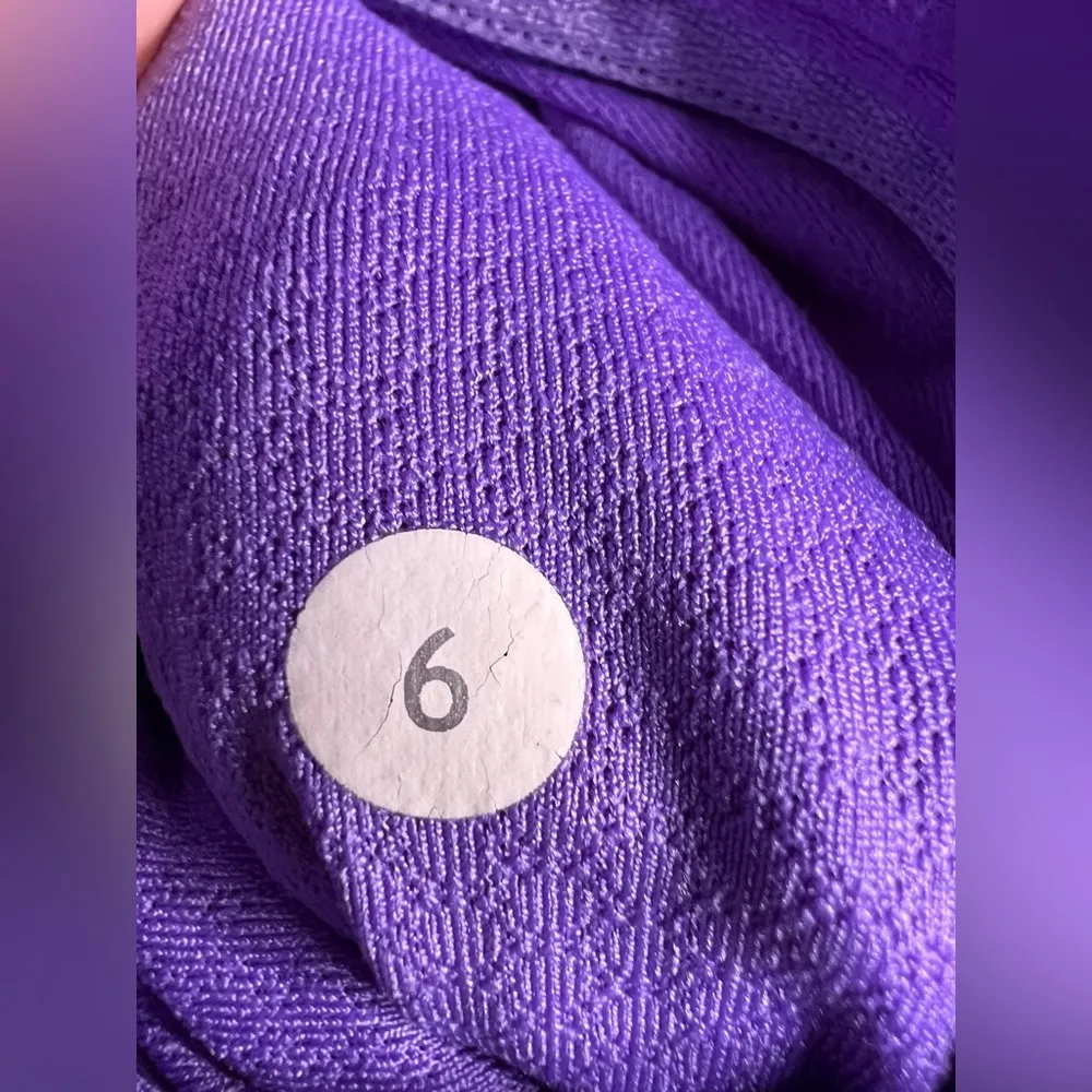 Lululemon Stride Jacket Women's Size 6 Two Tone Purple Long Sleeve Thumb Holes - Image 7