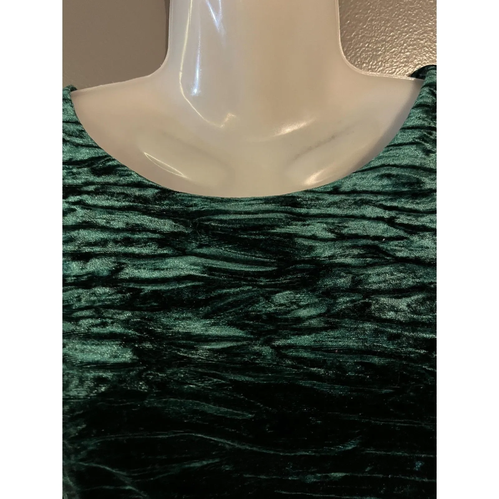 Lulus Dress Womens Small Green Velvet Long Sleeve Ruched Bodycon Mini Made USA - Image 5