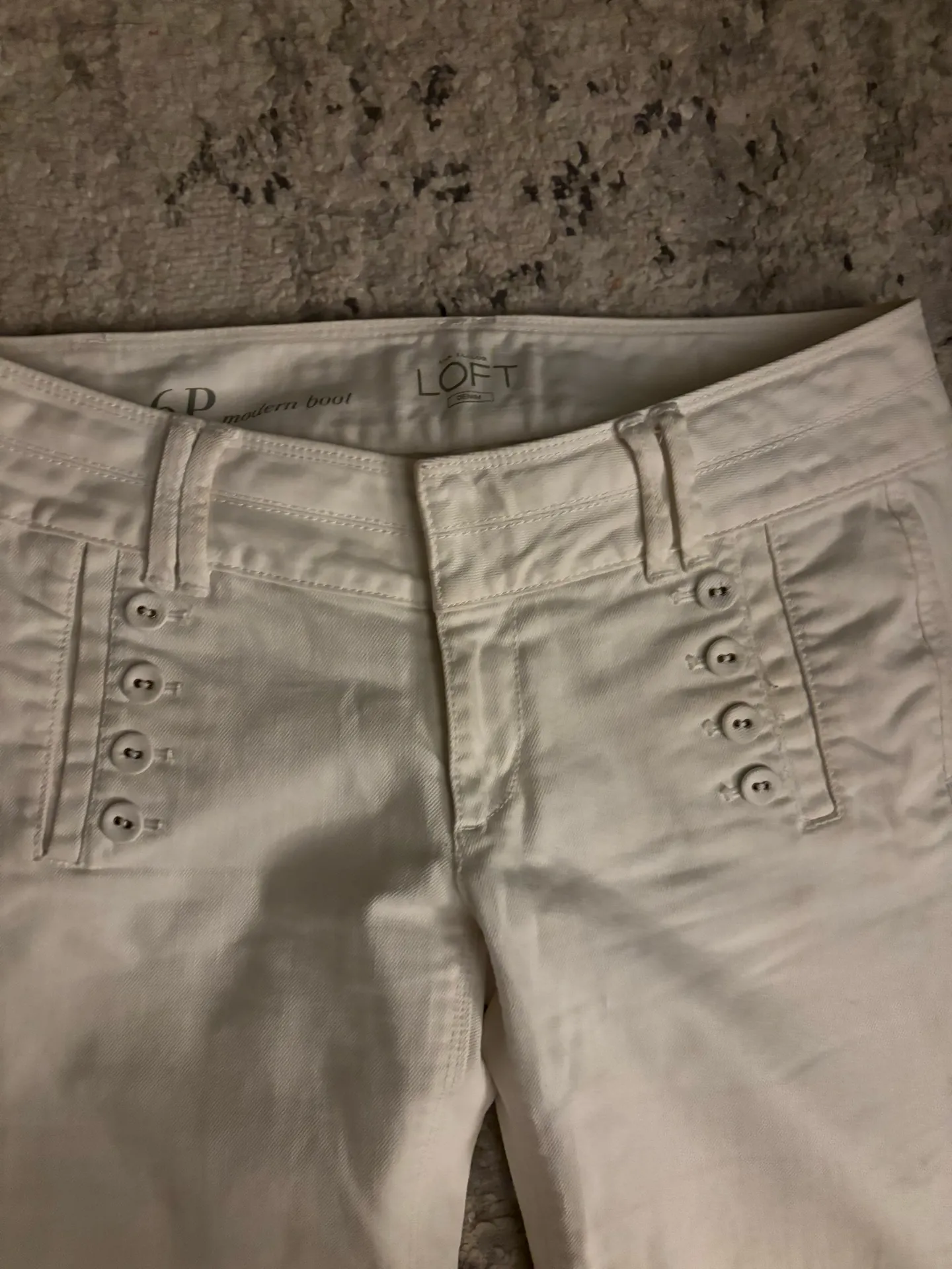 Ann Taylor Loft white modern boot jeans woman’s size 6P - Image 2