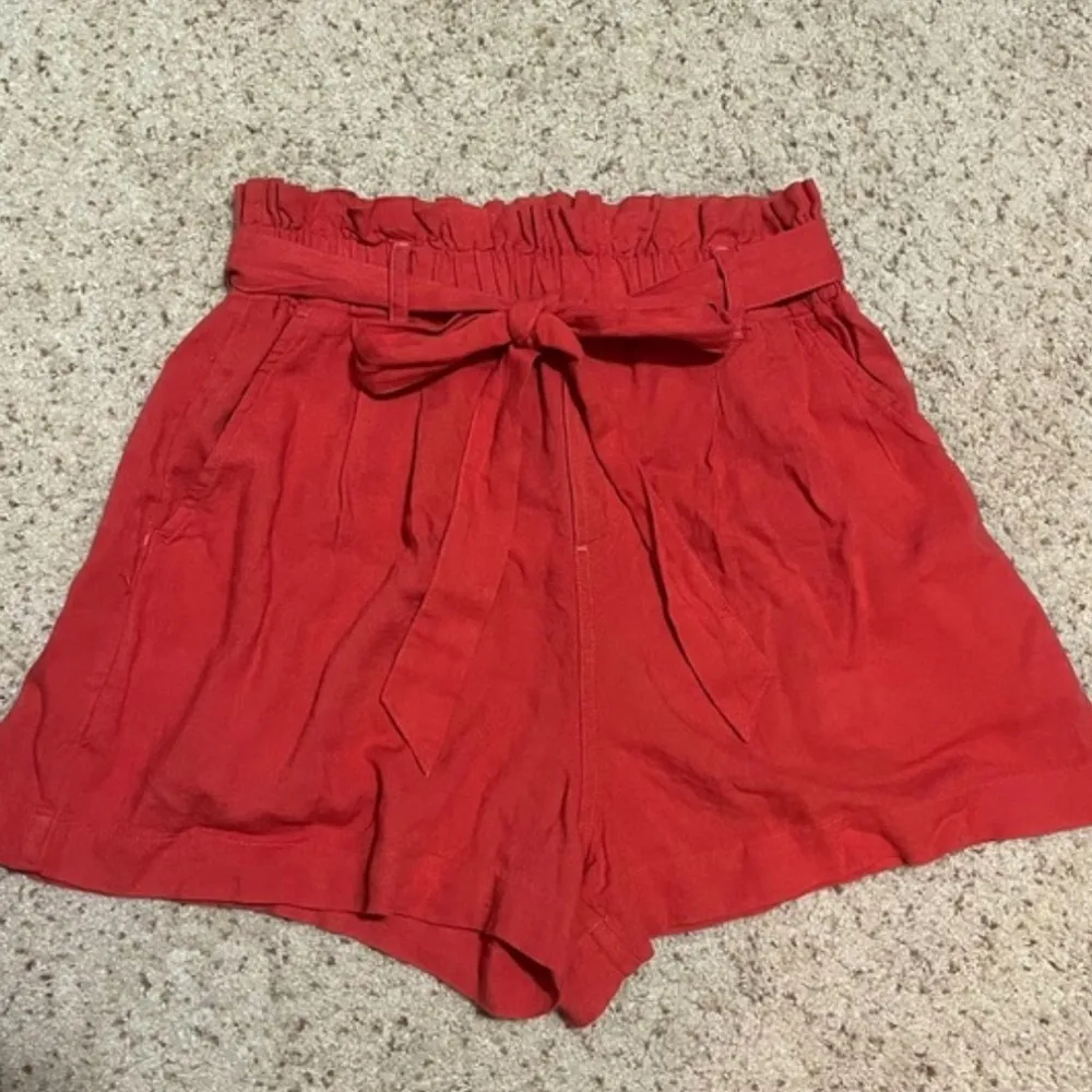 NWT American Eagle Paper Bag Shorts - Image 2