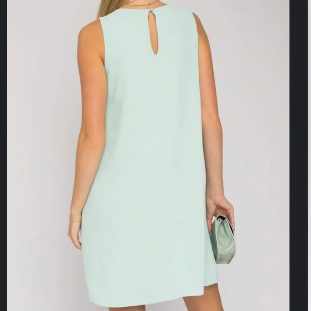 Gilli Sleeveless V - Image 2