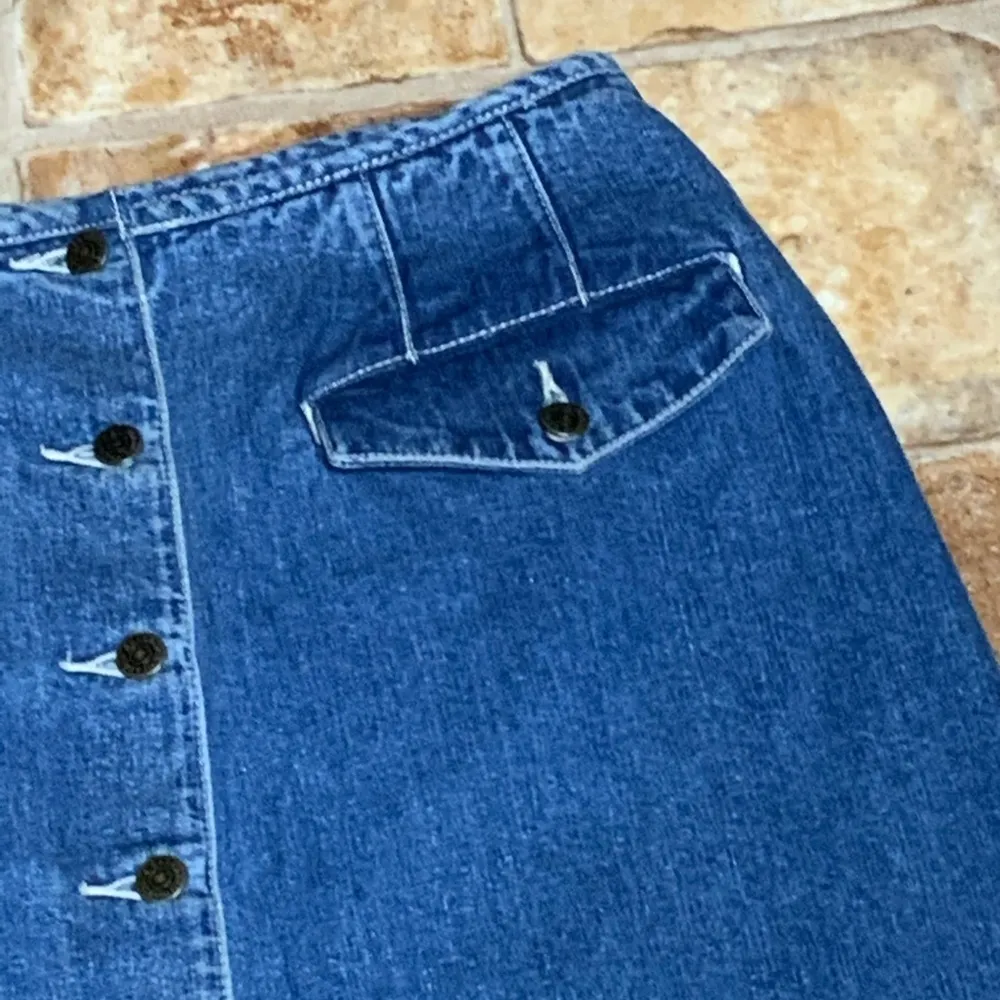 Eddie Bauer Retro Short Minim Blue Jean Denim Botton Down Front A-Line Skirt 6 - Image 4