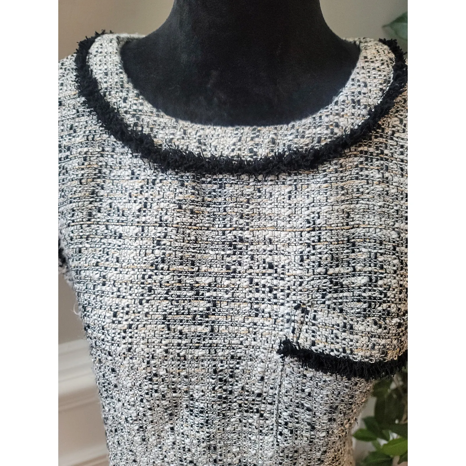LOFT Short Sleeve Sweater Women Size M Black White Tweed Knit Blouse Workwear - Image 4