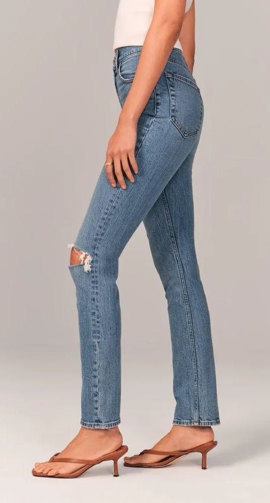 Abercrombie Curve Love 90s Slim Straight Ultra High Rise Jeans  - Image 4