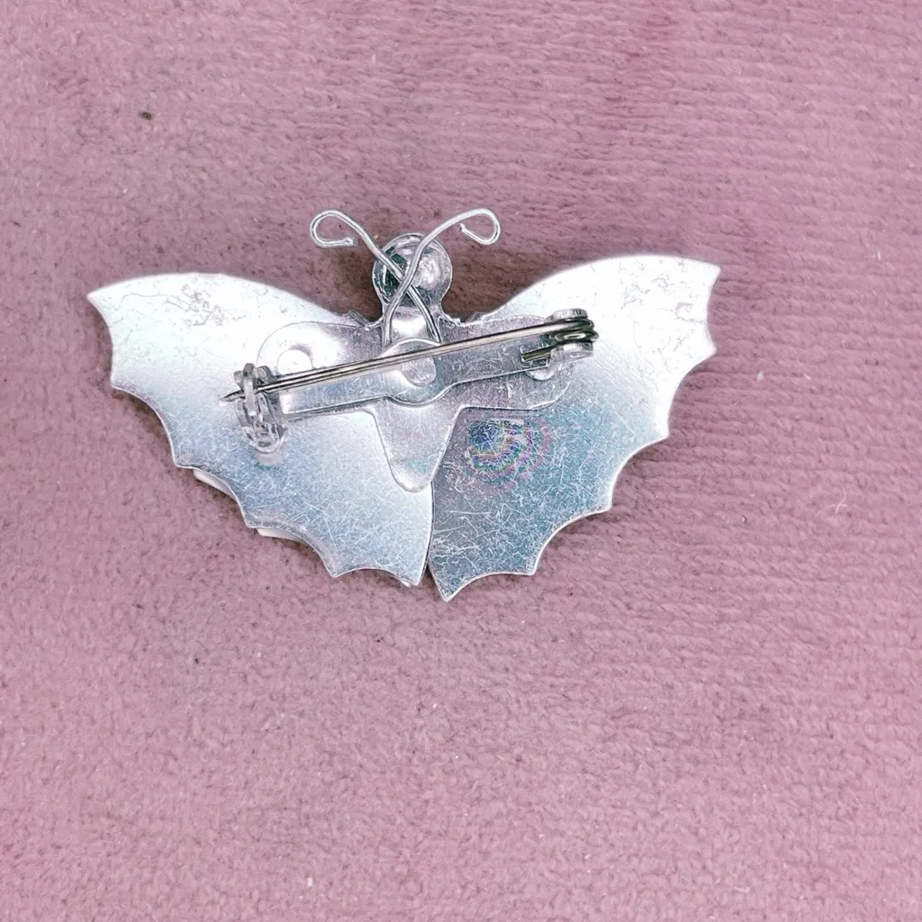 430. Vintage Silvertone and Shell Insect Butterfly Brooch Silver - Image 2