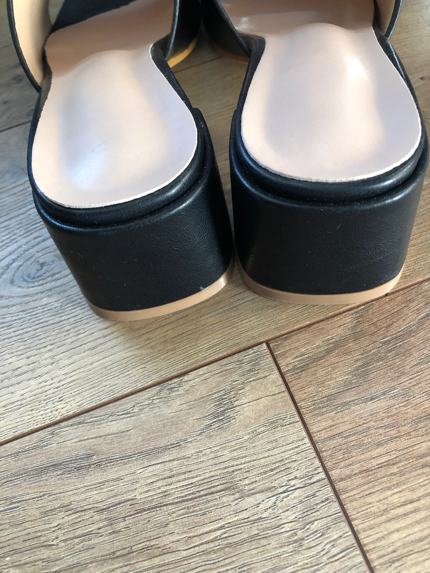 Sandals Size 7 - Image 4