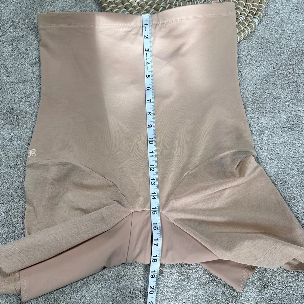 Honeylove SuperPower High Compression Breathable Sculpt Shorts Sand Plus Size 2X - Image 13