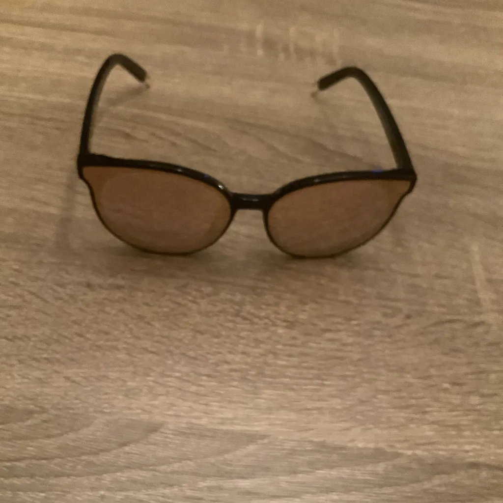 Vintage style Sunglasses with rose mirrored lenses Black - Image 5