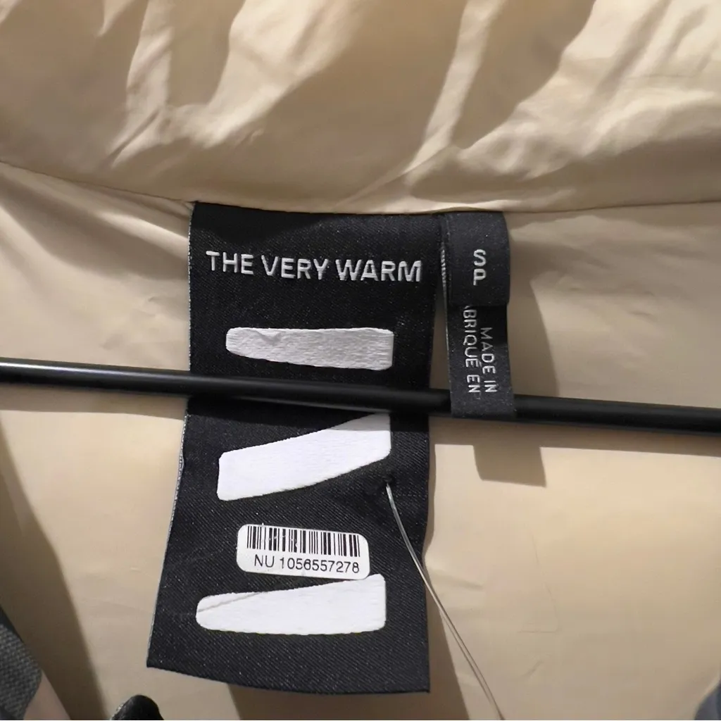 The Very Warm Mainline Printed Oversized Puffer Jacket Coat in Green - Image 12