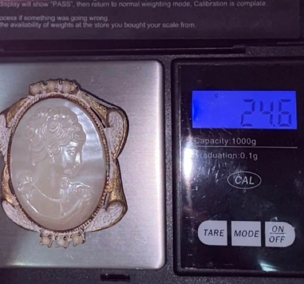 Vintage Unsigned Faux Pearl Victorian Cameo Pendant Brooch - Image 11