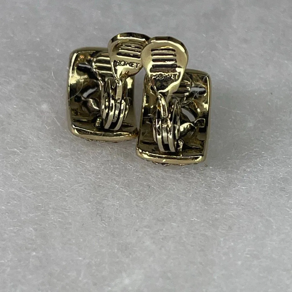 Vintage Monet clip ornate earrings. - Image 5