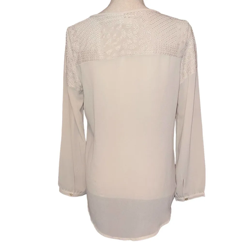 Chico’s Womens Longsleeve Lightweight Beaded Detail Blouse Chico’s Size 0 - Image 2